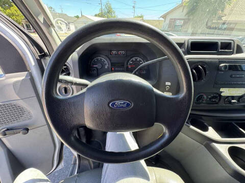 2009 Ford E-Series E-350 SD