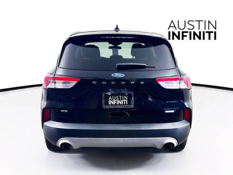 2020 Ford Escape SE