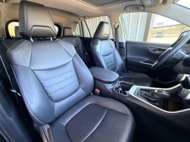 2020 Toyota RAV4 Limited