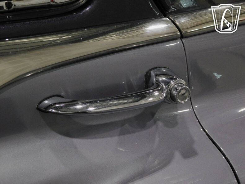 1949 Pontiac Silver Streak