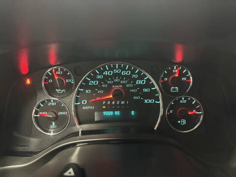 2025 Chevrolet Express LT 3500