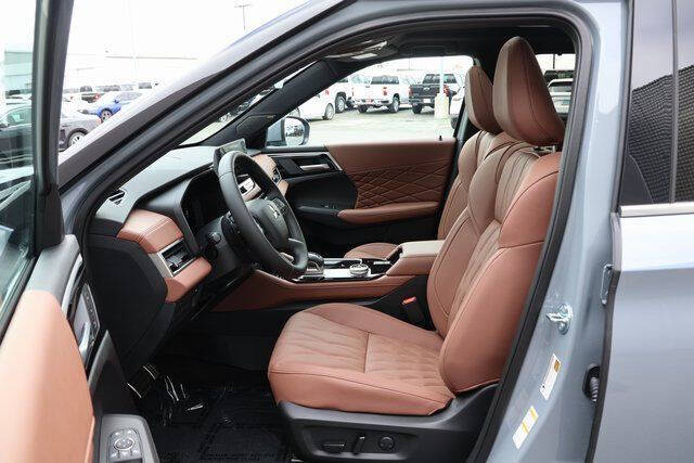 2025 Mitsubishi Outlander SEL