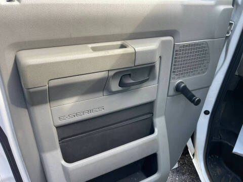 2014 Ford E-Series