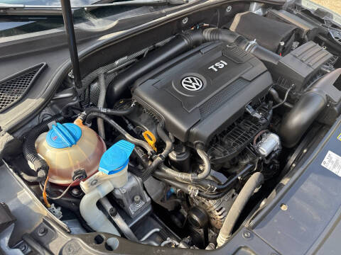 2017 Volkswagen Passat 1.8T SE