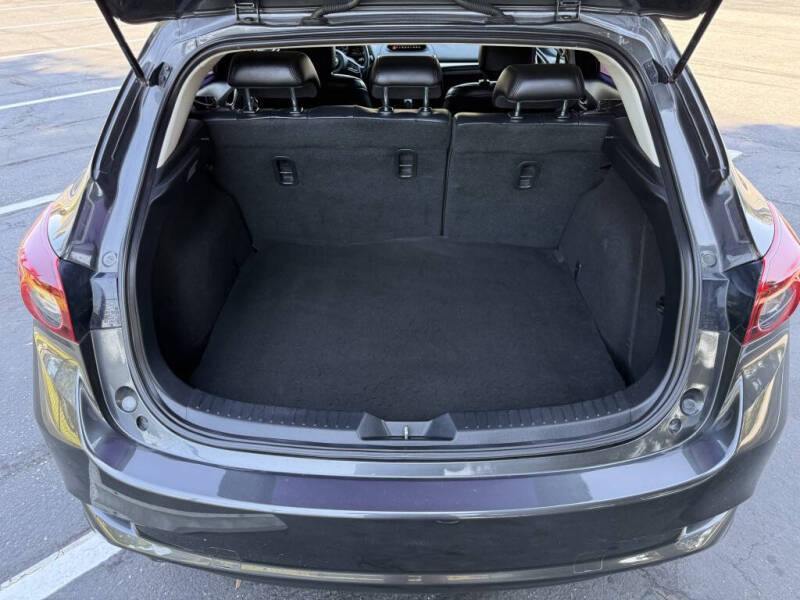 2017 Mazda MAZDA3 Touring