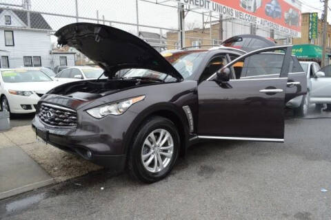2010 Infiniti FX35