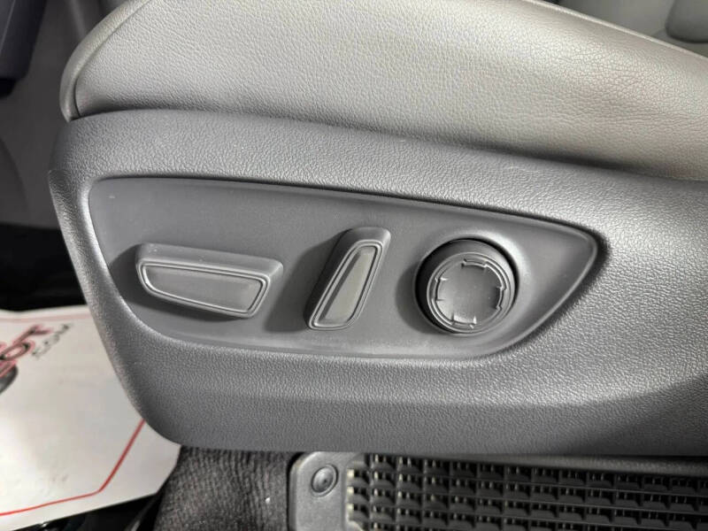 2021 Toyota Sienna XLE 7-Passenger