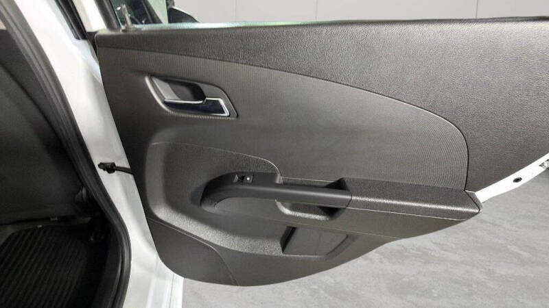 2018 Chevrolet Sonic LT Auto