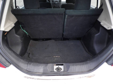 2012 Nissan Versa 1.8 SL