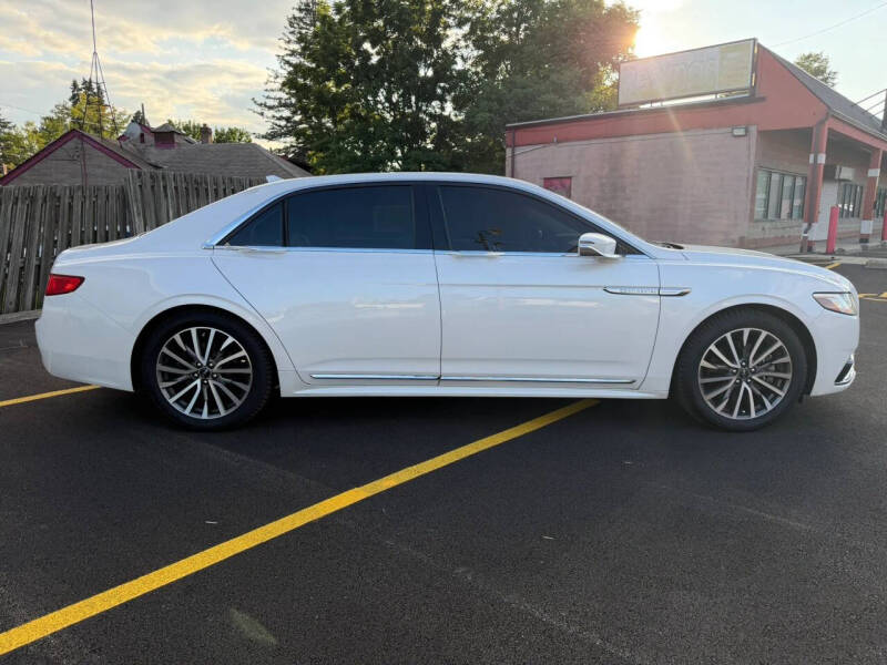 2019 Lincoln Continental Select
