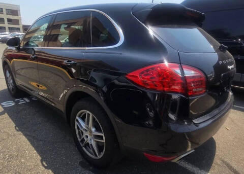 2011 Porsche Cayenne S