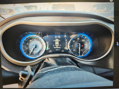 2022 Chrysler Pacifica Touring L