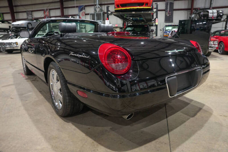 2002 Ford Thunderbird Deluxe