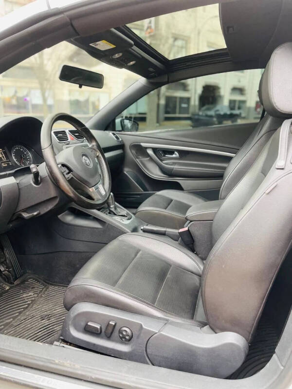 2012 Volkswagen Eos Komfort SULEV