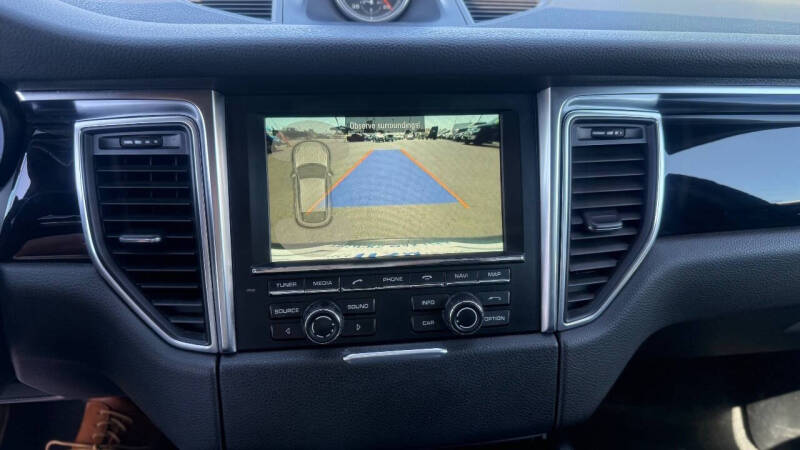 2016 Porsche Macan S