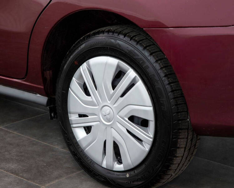 2024 Mitsubishi Mirage G4 ES