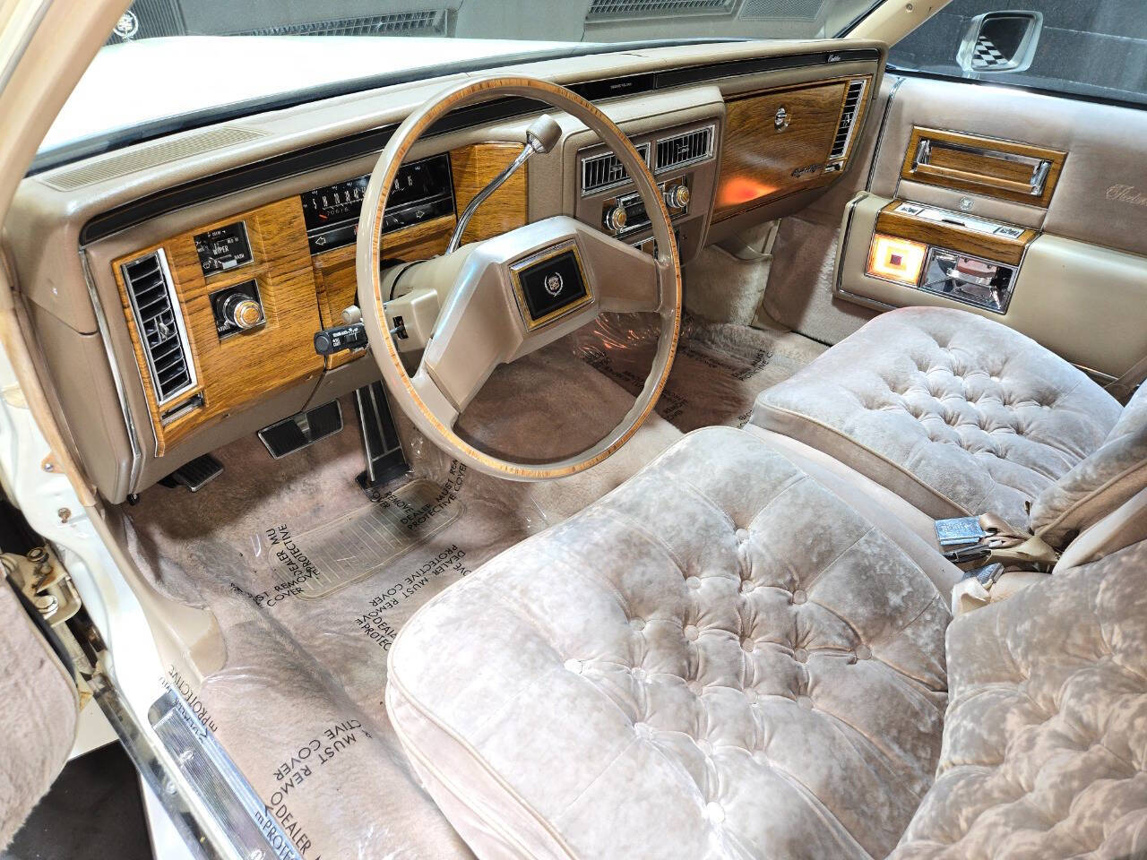 1981 Cadillac Fleetwood Brougham 83