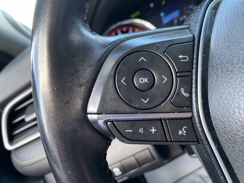 2019 Toyota Camry XSE