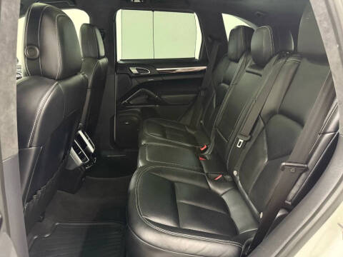 2018 Porsche Cayenne GTS