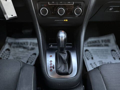 2011 Volkswagen Golf 2.5L