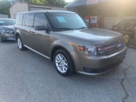 2013 Ford Flex for sale at LEE AUTO SALES in McAlester OK