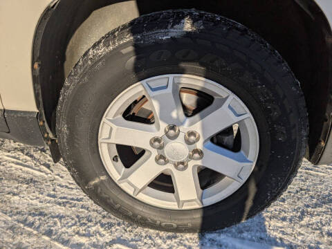 2013 GMC Acadia SLE-2