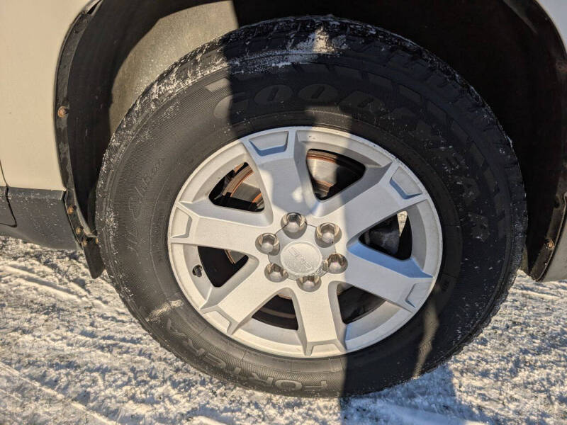 2013 GMC Acadia SLE-2