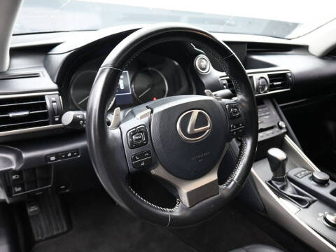 2020 Lexus IS 300