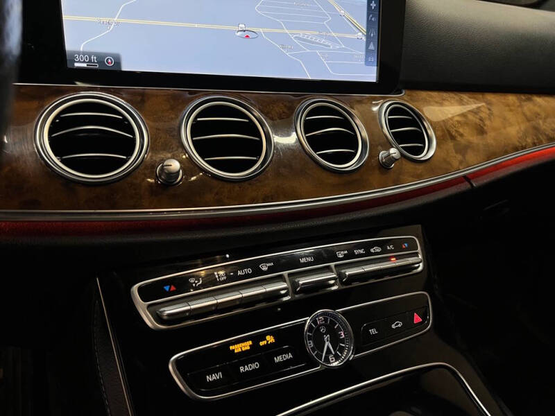 2017 Mercedes-Benz E-Class E 300