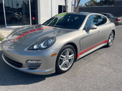 2011 Porsche Panamera 4