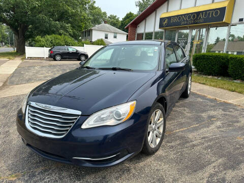 2013 Chrysler 200 for sale at Bronco Auto in Kalamazoo MI