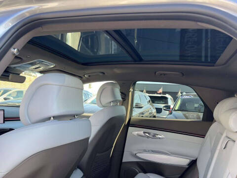 2026 Genesis GV70 2.5T Advanced