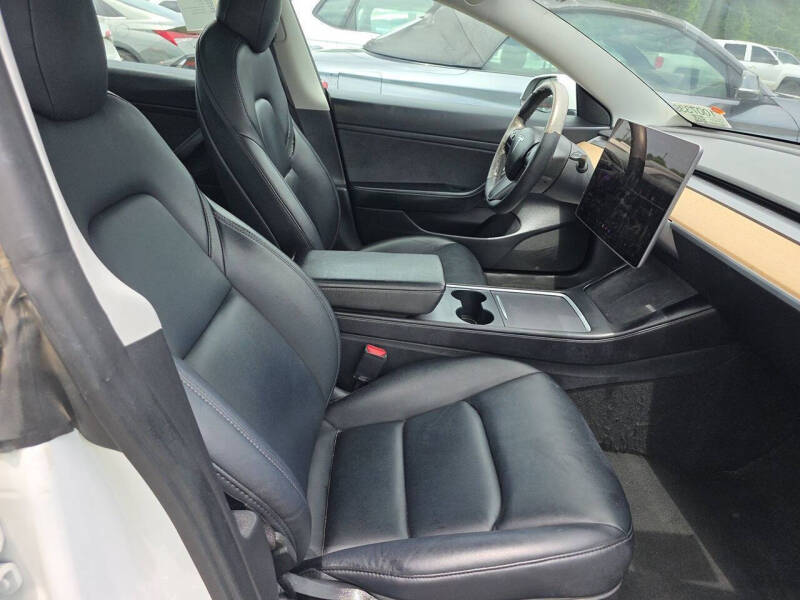 2021 Tesla Model 3 Standard Range Plus