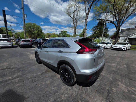 2022 Mitsubishi Eclipse Cross LE