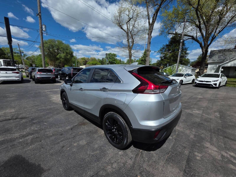 2022 Mitsubishi Eclipse Cross LE