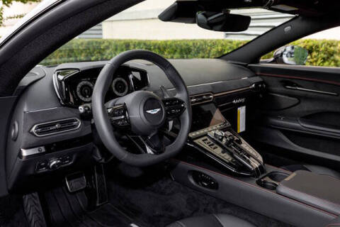 2025 Aston Martin Vantage