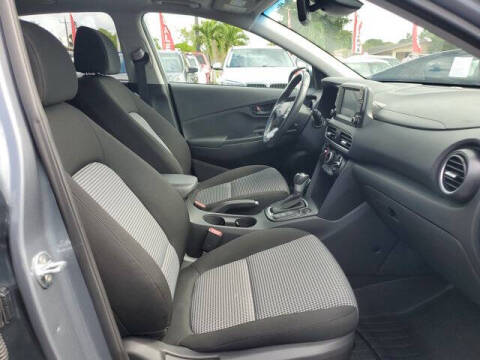 2021 Hyundai Kona SEL Plus