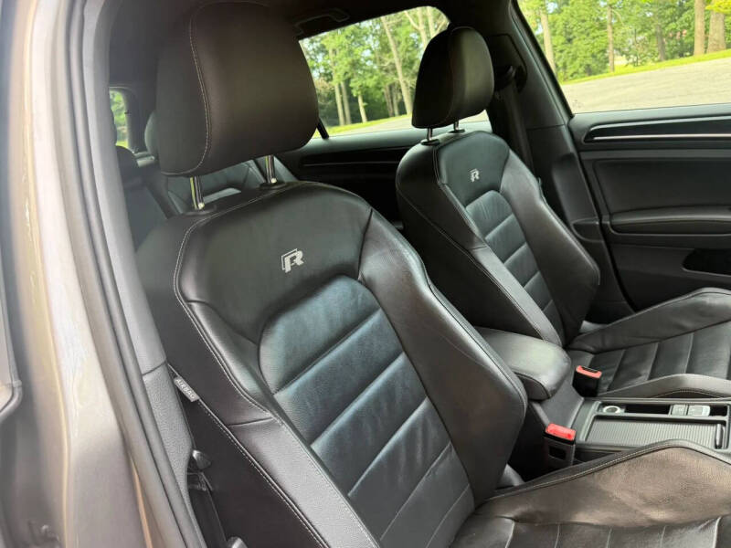 2016 Volkswagen Golf R