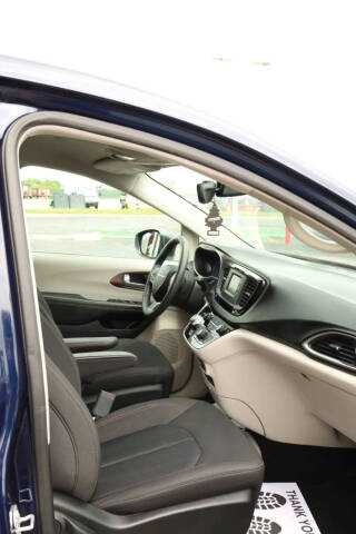 2017 Chrysler Pacifica Touring