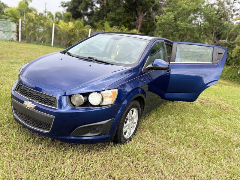 2013 Chevrolet Sonic LT Manual