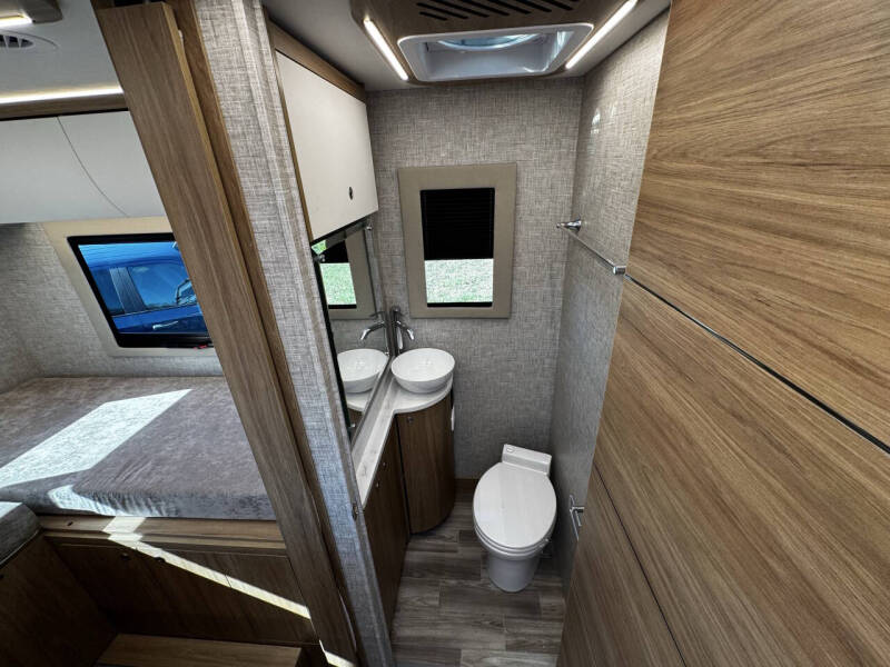 2026 Tiffin Wayfarer