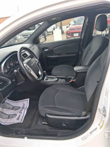 2012 Chrysler 200 Touring