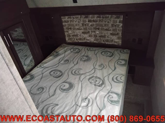 2019 ARTIC WOLF CHEROKEE