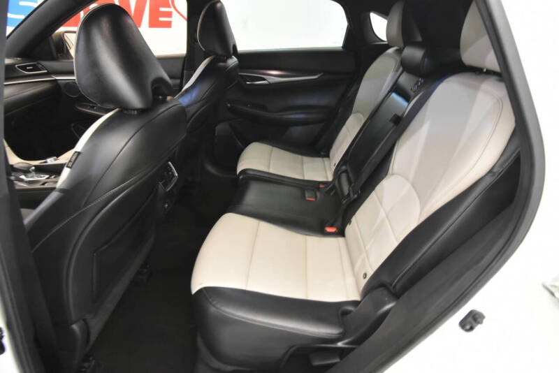 2022 Infiniti QX55 Luxe