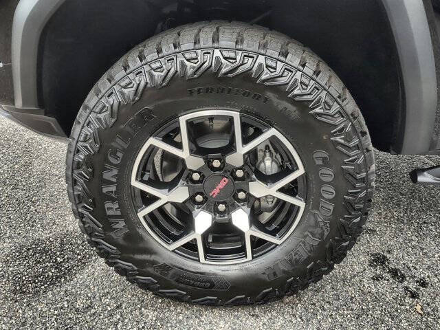 2026 GMC Canyon AT4X