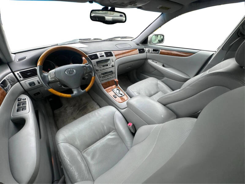 2005 Lexus ES 330