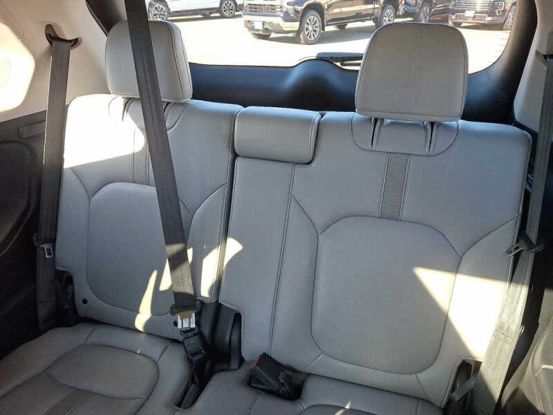 2023 Honda Pilot Touring