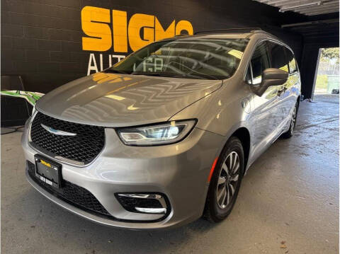 2021 Chrysler Pacifica Hybrid Touring L