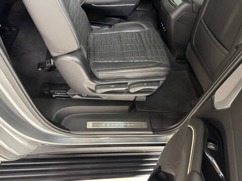 2023 Cadillac Escalade-V ESV