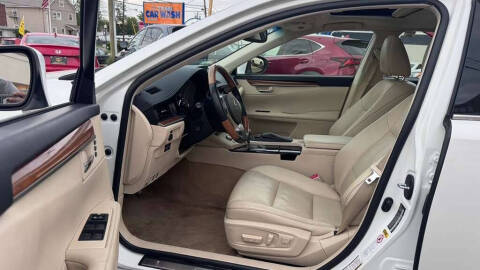 2015 Lexus ES 300h